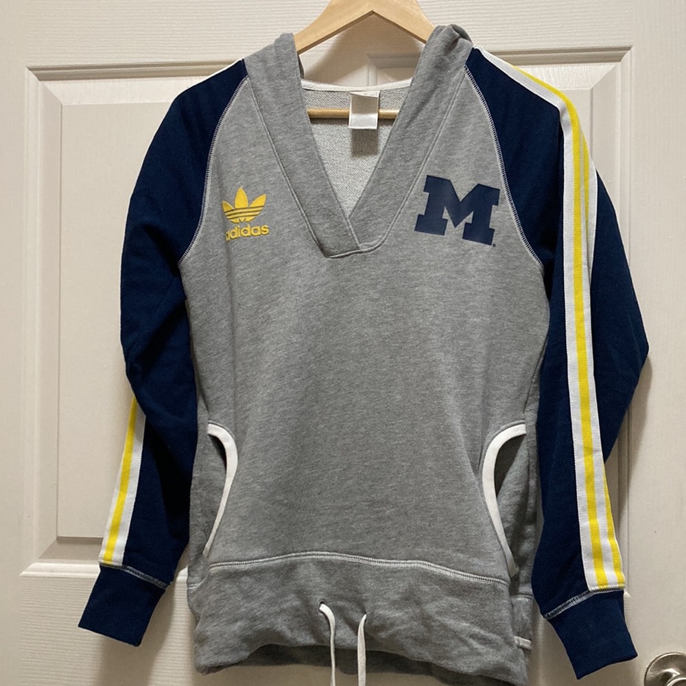 University of Michigan Hoodie Sweatshirt Women’s Size Small - Picture 3 of 6